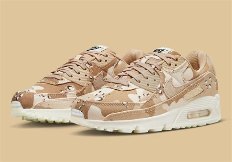 bamboo desert camo sail kleur nike|nike air max desert camo.